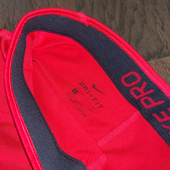 TWO Nike spandex shorts in size small - Picture 5 of 6